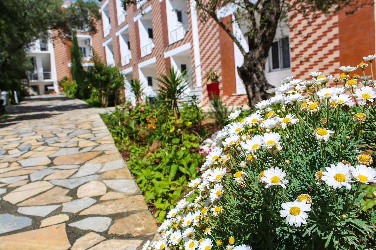 Noan Hotel & Resort Dhërmi Exterior foto